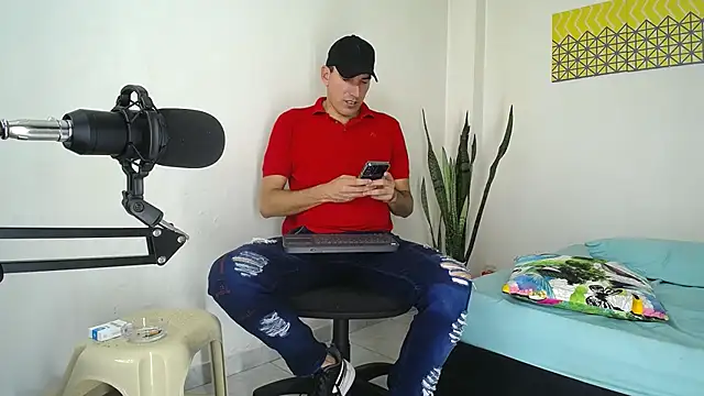 jayydenandjacob online show from February 10, 7:17 pm