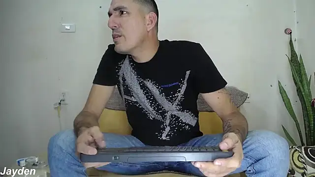 jayydenandjacob online show from November 15, 6:37 pm