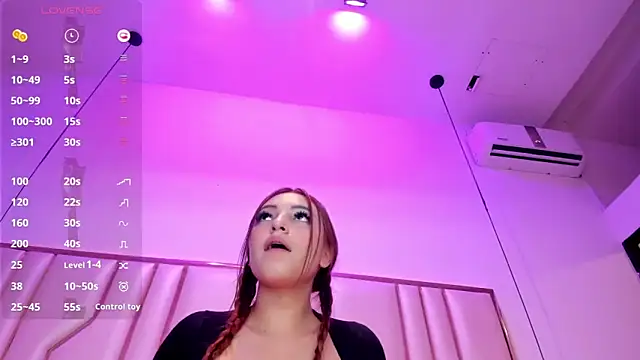 Snapshot of CintyaLeiner chatting on February 28, 11:47 am CintyaLeiner online show from February 28, 11:47 am