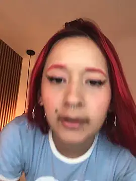 HannaRed  online show from March 13, 6:34 pm