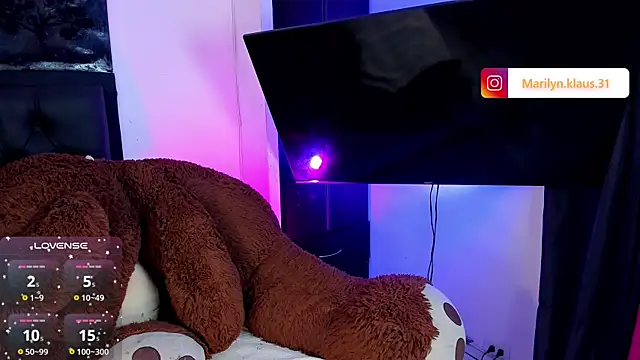 Maryonthemoon online show from November 23, 11:21 am