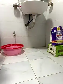 -SingleMom- online show from September 18, 4:25 am