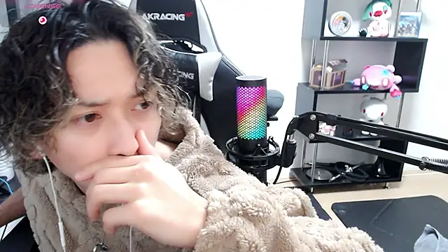 Shizukuu online show from March 15, 6:32 pm