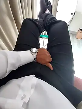 Divyansh 27 online show from February 2, 9:30 am