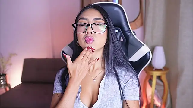 Sara albrecht online show from January 6, 12:35 pm