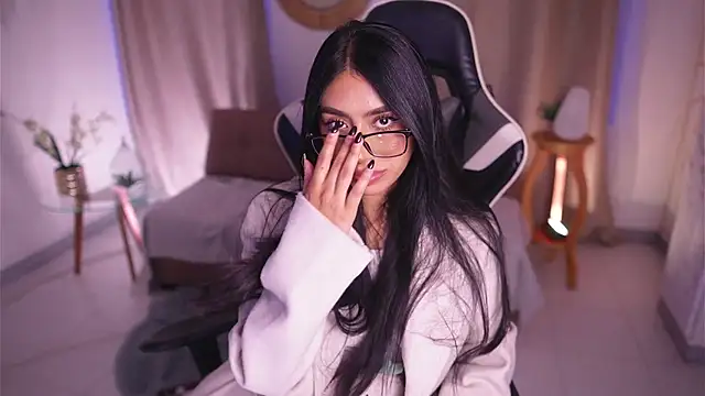 Sara albrecht online show from February 11, 3:29 pm