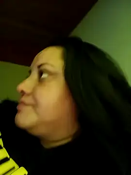 Snapshot of tetasgrandes_karol chatting on January 10, 5:45 pm tetasgrandes karol online show from January 10, 5:45 pm