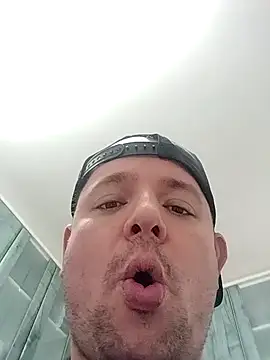 lobito1997 online show from February 23, 1:21 pm