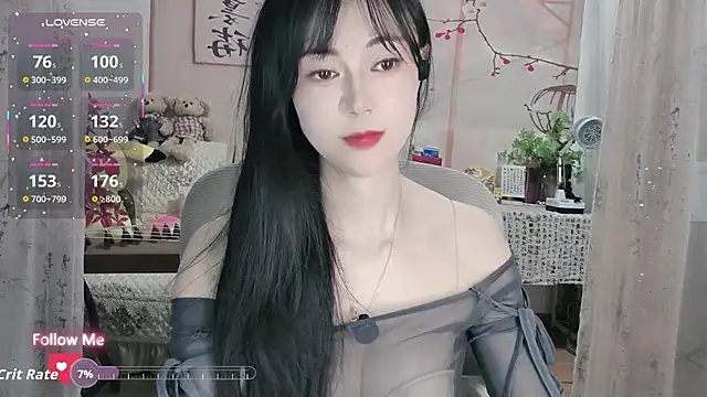 Lisa-s online show from October 17, 1:57 pm