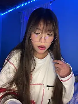 Lily candy X online show from March 11, 5:05 am