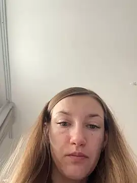 KateRedgar online show from March 25, 8:42 am