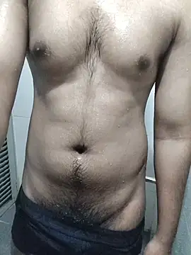 Snapshot of hottboy_39 chatting on May 10, 6:24 pm hottboy 39 online show from May 10, 6:24 pm