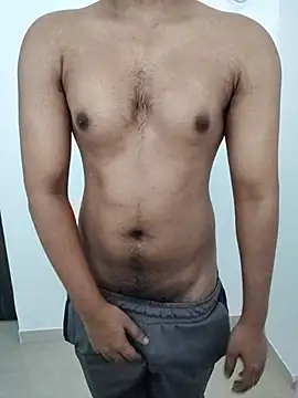 Snapshot of hottboy_39 chatting on June 4, 5:35 am hottboy 39 online show from June 4, 5:35 am