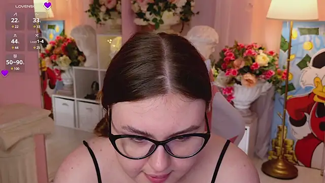 Snapshot of Mia__Peach chatting on January 11, 5:18 pm Mia Peach online show from January 11, 5:18 pm