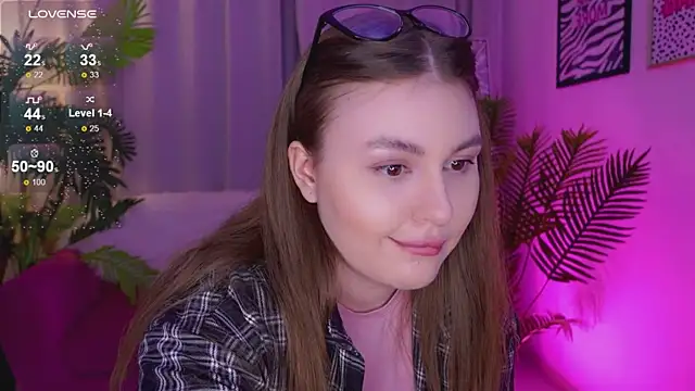 Snapshot of Mia__Peach chatting on February 27, 3:04 am Mia Peach online show from February 27, 3:04 am