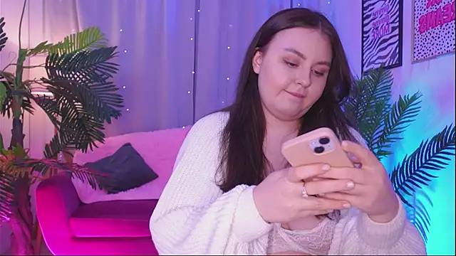 Snapshot of Mia__Peach chatting on March 5, 9:15 pm Mia Peach online show from March 5, 9:15 pm