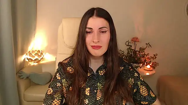 MaryMalory11 online show from April 14, 5:30 pm