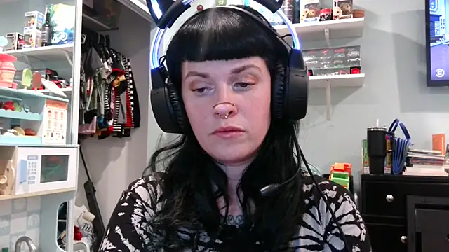 Snapshot of Marcelinegoddess chatting on February 3, 4:14 am Marcelinegoddess online show from February 3, 4:14 am