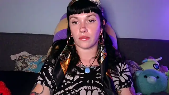 Snapshot of Marcelinegoddess chatting on October 3, 2:52 am Marcelinegoddess online show from October 3, 2:52 am