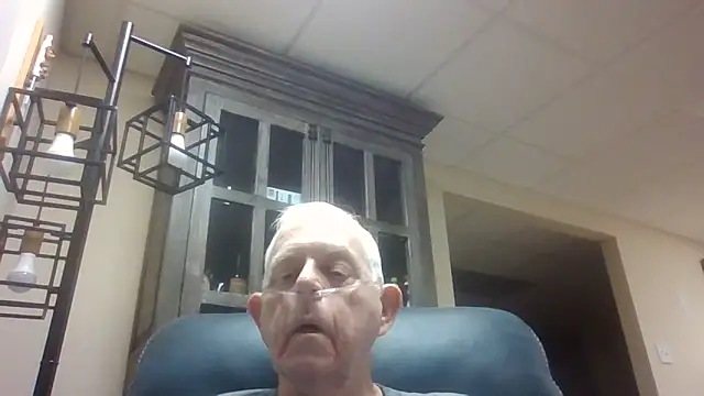 bootlegmanz online show from September 21, 1:57 pm