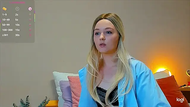 Snapshot of Agatha_weiss chatting on December 1, 4:56 pm Agatha weiss online show from December 1, 4:56 pm