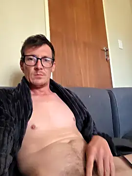 Snapshot of TheSouthernKing chatting on October 12, 10:36 am TheSouthernKing online show from October 12, 10:36 am