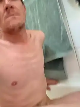 Snapshot of TheSouthernKing chatting on October 14, 8:04 am TheSouthernKing online show from October 14, 8:04 am