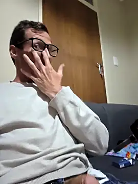 Snapshot of TheSouthernKing chatting on December 20, 9:55 pm TheSouthernKing online show from December 20, 9:55 pm