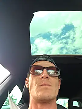 Snapshot of TheSouthernKing chatting on January 11, 9:03 am TheSouthernKing online show from January 11, 9:03 am