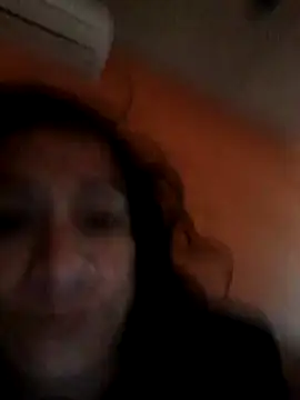 Snapshot of miicheele32 chatting on December 23, 4:17 pm miicheele32 online show from December 23, 4:17 pm