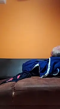 Snapshot of miicheele32 chatting on January 13, 5:44 pm miicheele32 online show from January 13, 5:44 pm