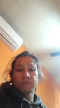 Snapshot of miicheele32 chatting on January 22, 7:24 pm miicheele32 online show from January 22, 7:24 pm