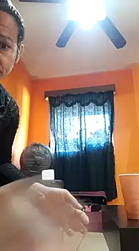 Snapshot of miicheele32 chatting on January 25, 6:02 pm miicheele32 online show from January 25, 6:02 pm