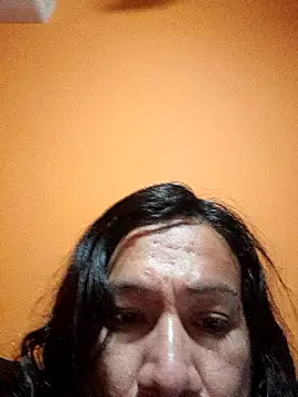 Snapshot of miicheele32 chatting on January 31, 7:29 am miicheele32 online show from January 31, 7:29 am