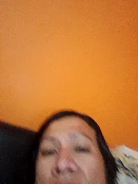 Snapshot of miicheele32 chatting on February 24, 11:09 pm miicheele32 online show from February 24, 11:09 pm