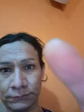 Snapshot of miicheele32 chatting on September 10, 11:05 pm miicheele32 online show from September 10, 11:05 pm