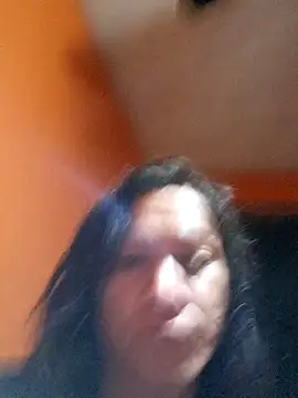 Snapshot of miicheele32 chatting on October 8, 8:34 am miicheele32 online show from October 8, 8:34 am