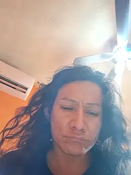 Snapshot of miicheele32 chatting on October 12, 7:46 pm miicheele32 online show from October 12, 7:46 pm