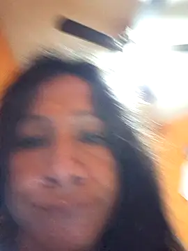 Snapshot of miicheele32 chatting on November 1, 9:33 am miicheele32 online show from November 1, 9:33 am