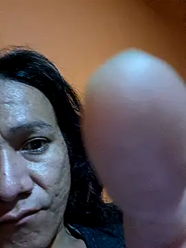 miicheele32 online show from November 5, 9:31 am