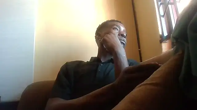 SmallGoodNutts online show from November 5, 9:31 am