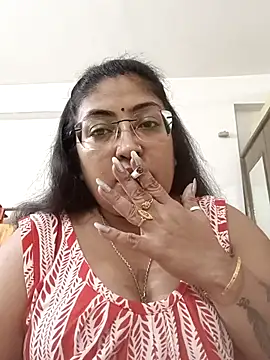 Snapshot of LAVERNIYA_ chatting on October 25, 11:07 am LAVERNIYA  online show from October 25, 11:07 am