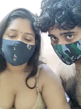 IND COUPLE1 online show from January 5, 12:42 pm