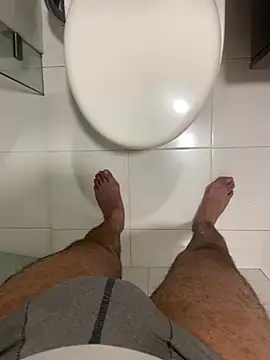 Juanes432 online show from February 13, 4:41 am