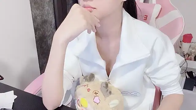 Snapshot of Virgo_686 chatting on December 21, 5:51 pm Virgo 686 online show from December 21, 5:51 pm