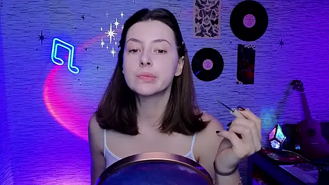 Snapshot of GloriaElmer chatting on March 12, 6:07 am GloriaElmer online show from March 12, 6:07 am