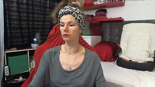 Snapshot of kellyterapy chatting on February 11, 6:44 pm kellyterapy online show from February 11, 6:44 pm