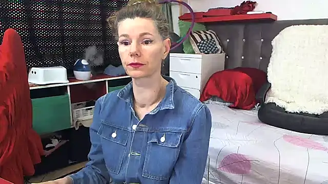 Snapshot of kellyterapy chatting on February 16, 10:54 pm kellyterapy online show from February 16, 10:54 pm