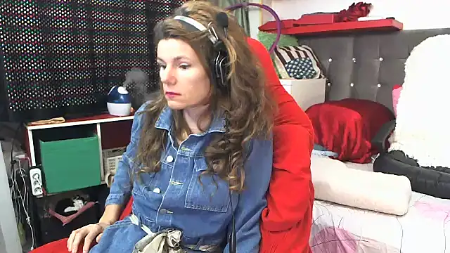 Snapshot of kellyterapy chatting on February 17, 1:58 am kellyterapy online show from February 17, 1:58 am