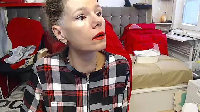 Snapshot of kellyterapy chatting on October 6, 7:50 am kellyterapy online show from October 6, 7:50 am